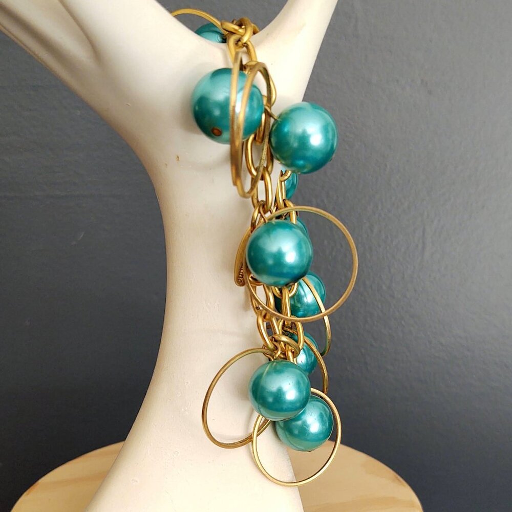 Metallic teal beaded hoop statement bracelet - Picture 4 of 9